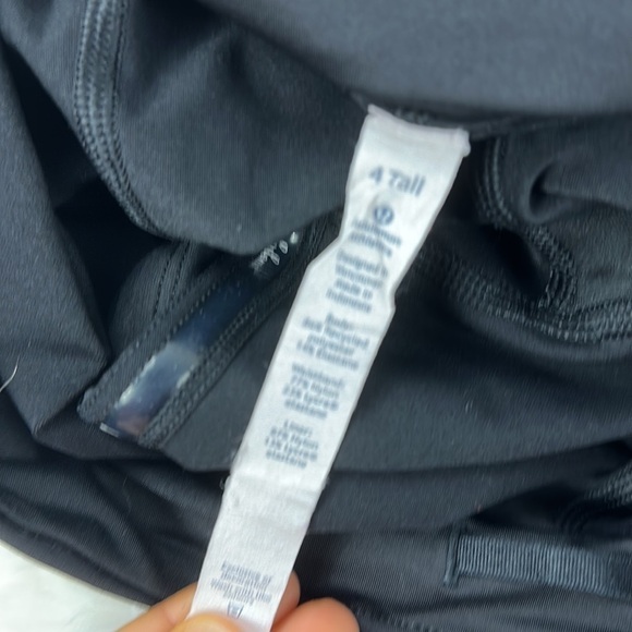 Lululemon Circuit Breaker Skirt (Tall) Circuit Aurora Black / Black - Picture 6 of 8